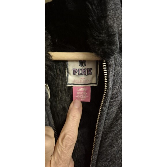 NWOT Victorias Secret Pink Large Sherpa Fur Lined Colts Football Sequin Helmet - Picture 3 of 8